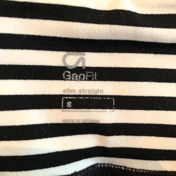 GapFit Yoga Slim Straight Active Pants Size Small - Picture 6 of 7